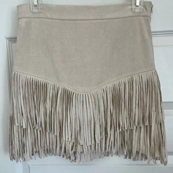 Alter’d State Light Taupe Fringe Faux Suede Mini Skirt Size L - Picture 3 of 9